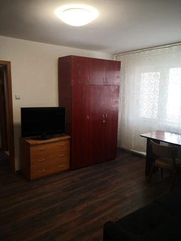 3 camere,  semidecomandat,  60 mp, de inchiriat apartament in zona Tatarasi,  (Flux) 154548