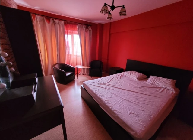 3 camere,  decomandat,  70 mp, de inchiriat apartament in zona Pacurari,  (Mega Image ) 154508