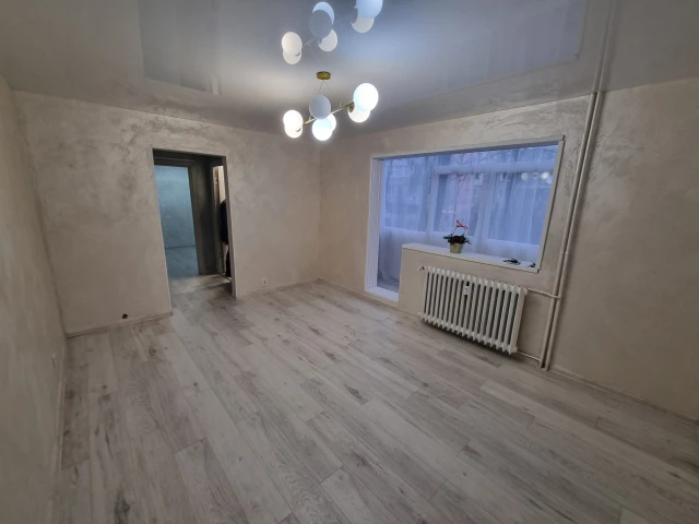 2 camere,  semidecomandat,  55 mp, de vanzare apartament in zona Tatarasi,  (Dispecer) 154138